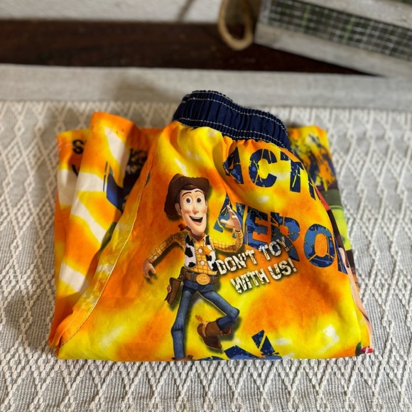 Disney Toy Story 3 Boys Swim Trunks. Size 6/7. Multi-color. Easy pull-on. - Picture 1 of 9